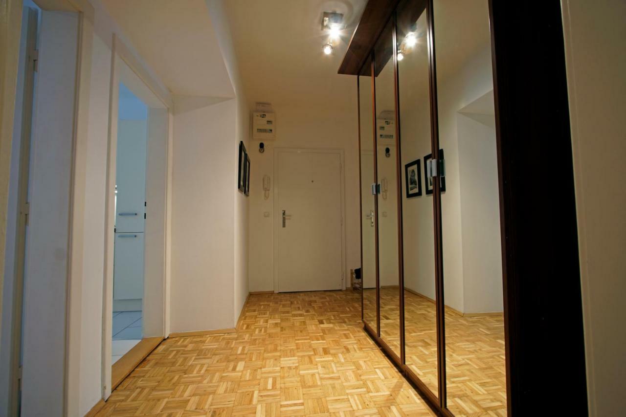 Apartment Close To Stephansdom Виена Екстериор снимка